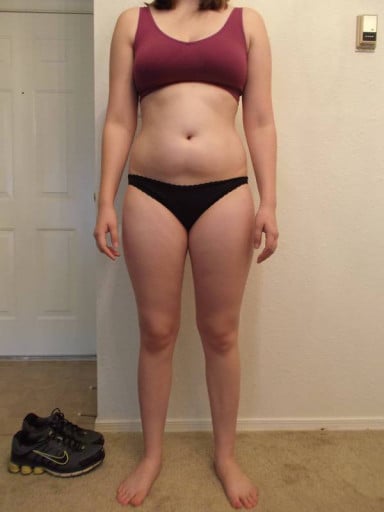 A picture of a 5'6" female showing a snapshot of 151 pounds at a height of 5'6