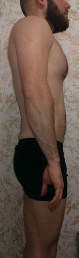A picture of a 5'3" male showing a snapshot of 140 pounds at a height of 5'3