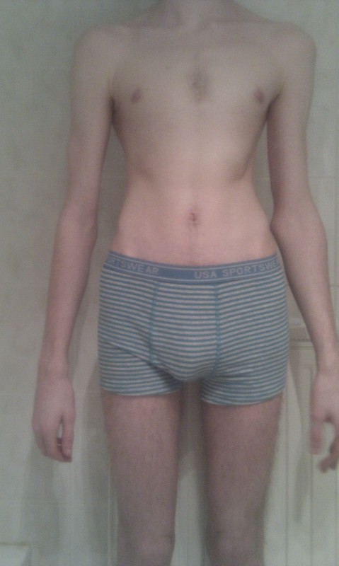4 Pics of a 6 foot 125 lbs Male Weight Snapshot