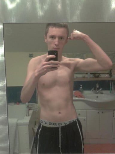 A picture of a 6'4" male showing a weight bulk from 182 pounds to 210 pounds. A respectable gain of 28 pounds.