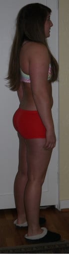 A picture of a 5'2" female showing a snapshot of 141 pounds at a height of 5'2