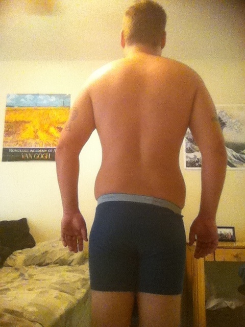 4 Pics of a 209 lbs 6'11 Male Weight Snapshot