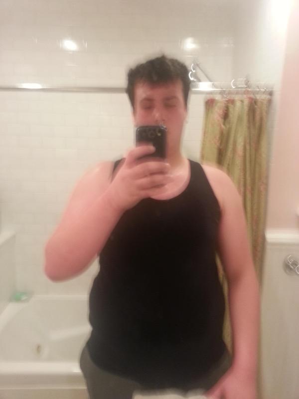 Progress Pics of 98 lbs Fat Loss 6 foot 3 Male 293 lbs to 195 lbs
