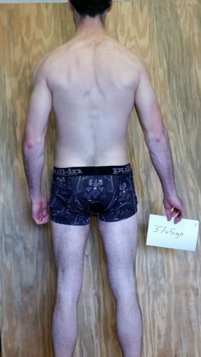 A photo of a 6'1" man showing a snapshot of 167 pounds at a height of 6'1