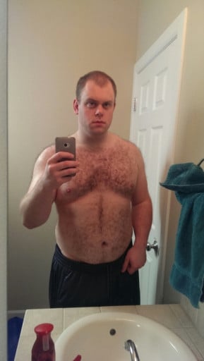 A progress pic of a 6'1" man showing a weight reduction from 305 pounds to 213 pounds. A total loss of 92 pounds.