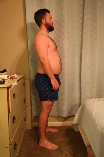 A picture of a 5'10" male showing a snapshot of 217 pounds at a height of 5'10