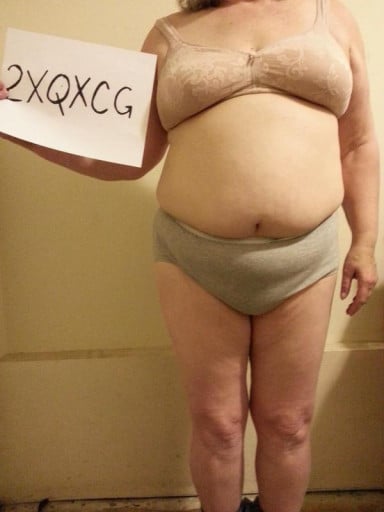 A before and after photo of a 5'6" female showing a snapshot of 215 pounds at a height of 5'6