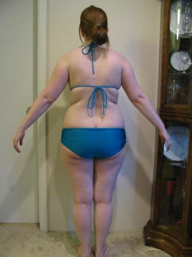 A picture of a 5'3" female showing a snapshot of 145 pounds at a height of 5'3