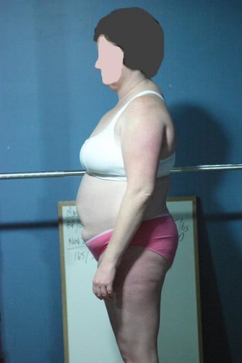 A progress pic of a 5'3" woman showing a snapshot of 173 pounds at a height of 5'3