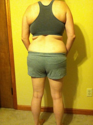 A picture of a 5'3" female showing a snapshot of 149 pounds at a height of 5'3