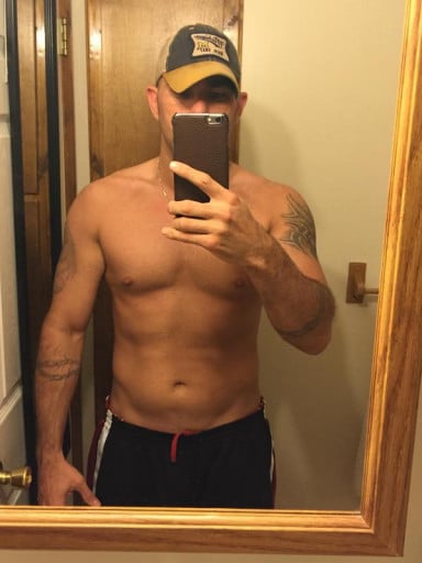 A picture of a 6'0" male showing a fat loss from 220 pounds to 190 pounds. A respectable loss of 30 pounds.