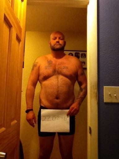 3 Pictures of a 260 lbs 6'2 Male Weight Snapshot