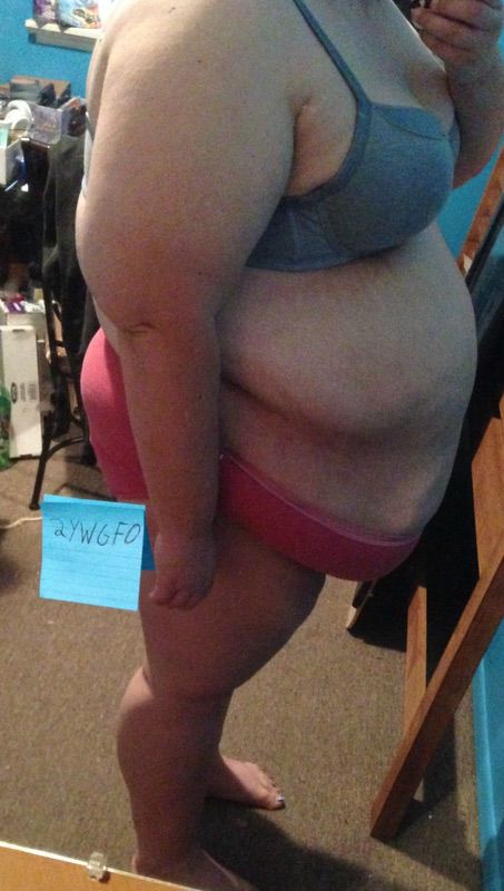 3 Photos of a 5 feet 11 383 lbs Female Weight Snapshot
