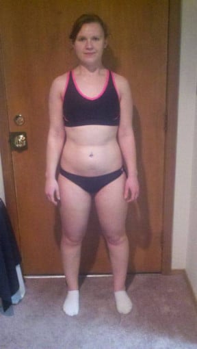A photo of a 5'4" woman showing a snapshot of 143 pounds at a height of 5'4