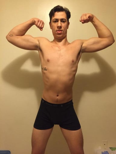 A photo of a 6'1" man showing a weight gain from 155 pounds to 177 pounds. A net gain of 22 pounds.
