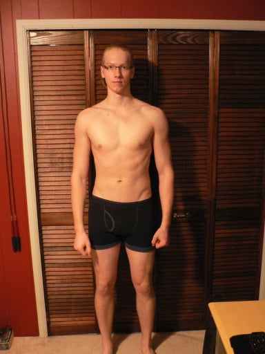 4 Photos of a 183 lbs 6 feet 4 Male Weight Snapshot