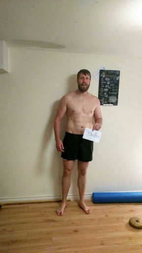 A picture of a 6'5" male showing a snapshot of 231 pounds at a height of 6'5