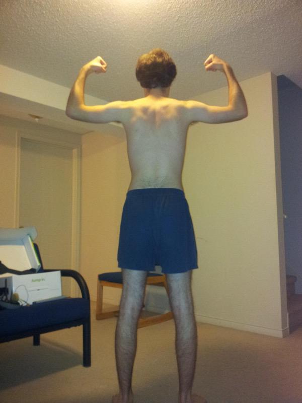 4 Pics of a 135 lbs 5 foot 11 Male Weight Snapshot