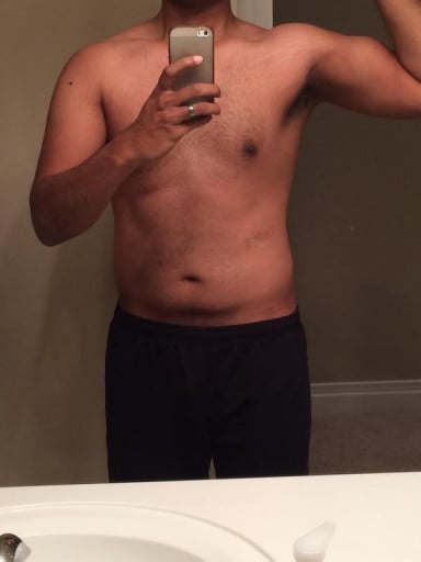 A progress pic of a 5'8" man showing a snapshot of 165 pounds at a height of 5'8