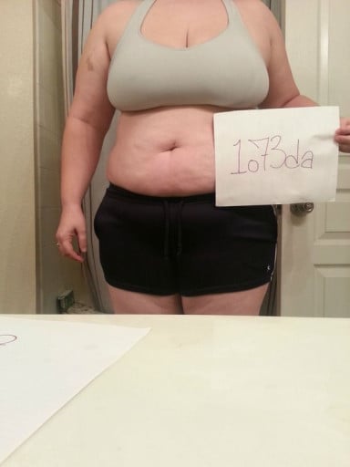 A picture of a 5'8" female showing a snapshot of 252 pounds at a height of 5'8