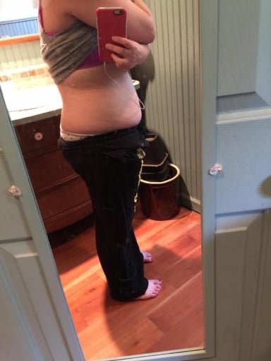 A before and after photo of a 5'2" female showing a weight loss from 220 pounds to 145 pounds. A respectable loss of 75 pounds.
