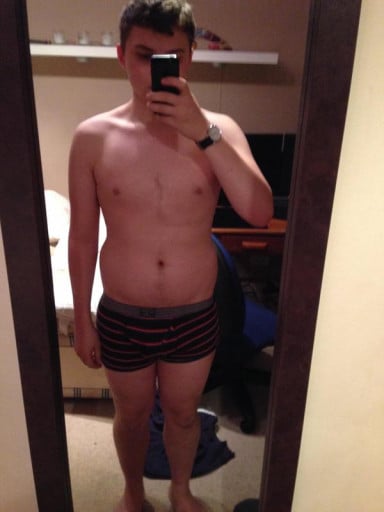 A before and after photo of a 5'9" male showing a fat loss from 210 pounds to 165 pounds. A respectable loss of 45 pounds.