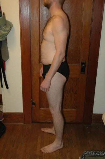 A photo of a 6'2" man showing a snapshot of 200 pounds at a height of 6'2