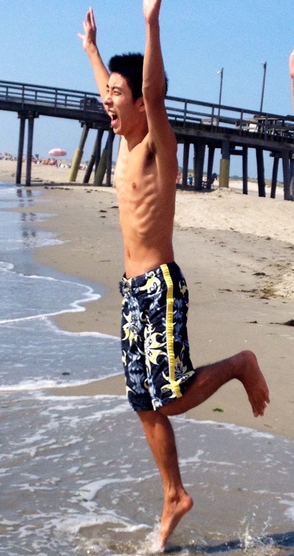 5 foot 7 Male 42 lbs Weight Gain Before and After 110 lbs to 152 lbs