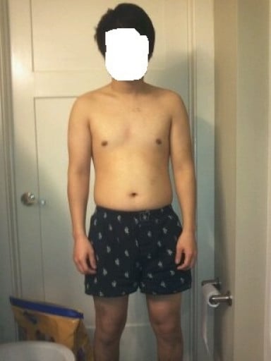 A photo of a 5'7" man showing a snapshot of 151 pounds at a height of 5'7