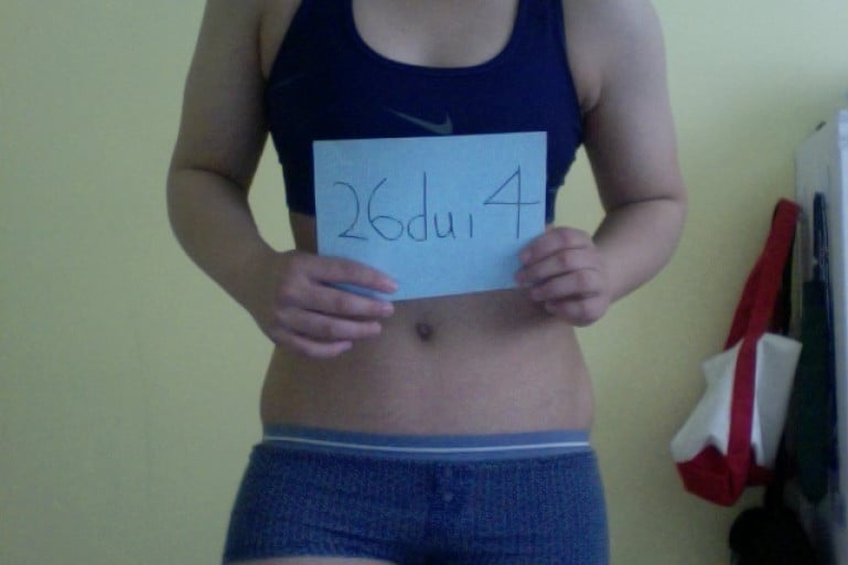 A picture of a 5'1" female showing a snapshot of 131 pounds at a height of 5'1