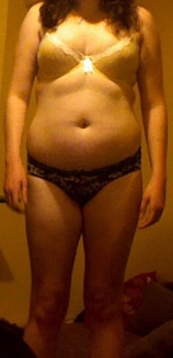 A progress pic of a 5'11" woman showing a snapshot of 185 pounds at a height of 5'11