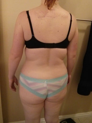 A picture of a 5'5" female showing a snapshot of 187 pounds at a height of 5'5
