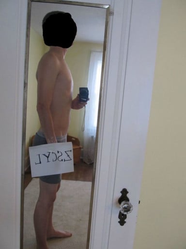A photo of a 6'2" man showing a snapshot of 155 pounds at a height of 6'2