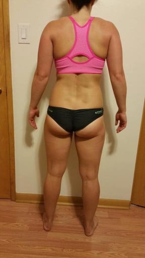 A progress pic of a 5'2" woman showing a snapshot of 142 pounds at a height of 5'2