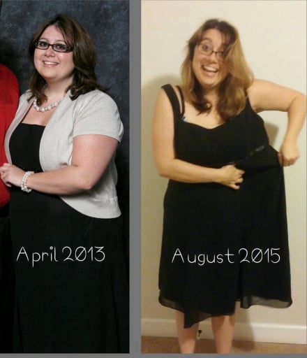 A photo of a 5'2" woman showing a fat loss from 224 pounds to 157 pounds. A total loss of 67 pounds.