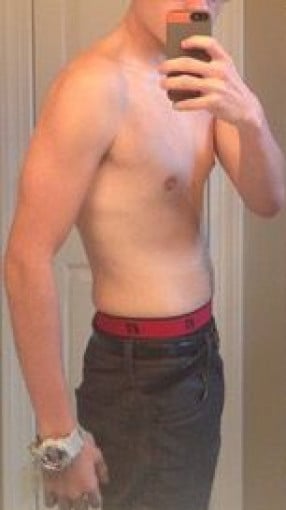 2 Pictures of a 125 lbs 5 feet 7 Male Fitness Inspo