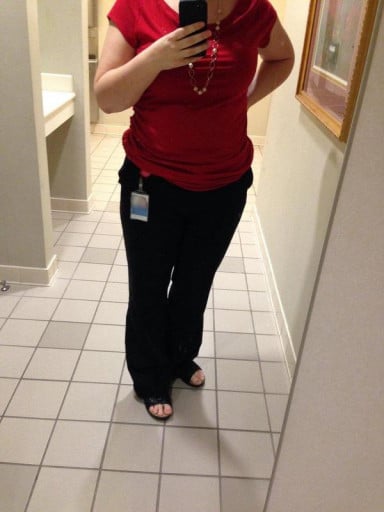 A progress pic of a 5'6" woman showing a weight loss from 222 pounds to 149 pounds. A total loss of 73 pounds.
