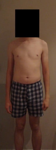 A photo of a 5'10" man showing a snapshot of 135 pounds at a height of 5'10