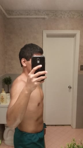 A progress pic of a 5'4" man showing a weight loss from 202 pounds to 160 pounds. A net loss of 42 pounds.