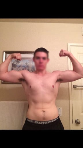 A progress pic of a 6'1" man showing a weight gain from 173 pounds to 195 pounds. A net gain of 22 pounds.