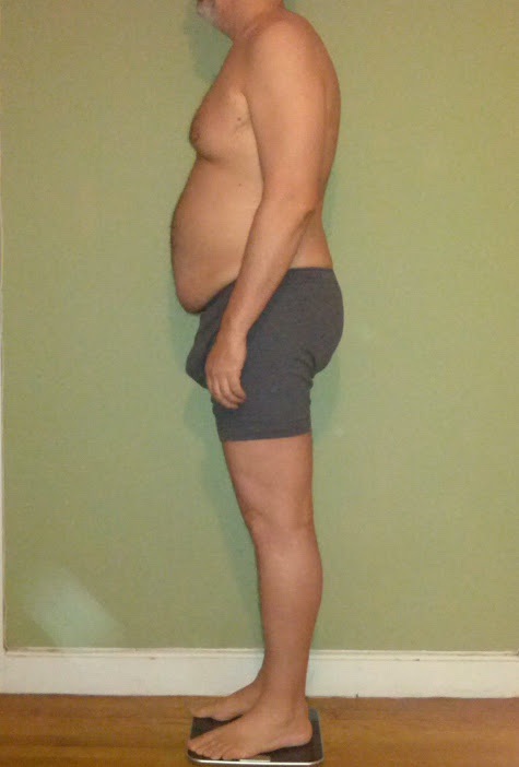 4 Pictures of a 260 lbs 6 foot 4 Male Weight Snapshot