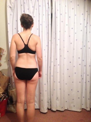 A photo of a 5'2" woman showing a snapshot of 120 pounds at a height of 5'2