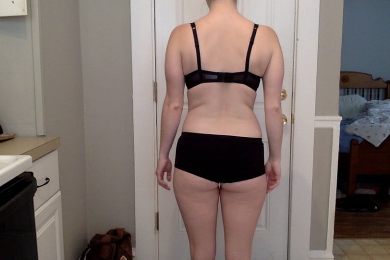 A picture of a 5'4" female showing a snapshot of 136 pounds at a height of 5'4