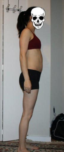 A picture of a 5'9" female showing a snapshot of 120 pounds at a height of 5'9