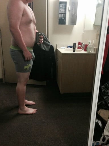 A picture of a 5'10" male showing a snapshot of 194 pounds at a height of 5'10
