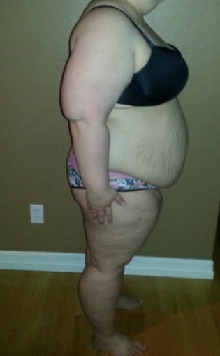A progress pic of a 5'5" woman showing a snapshot of 310 pounds at a height of 5'5