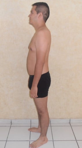 A photo of a 5'9" man showing a snapshot of 189 pounds at a height of 5'9
