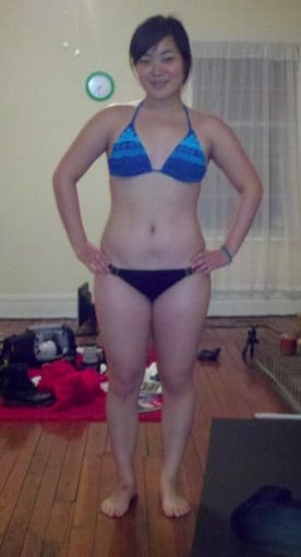 A photo of a 5'4" woman showing a weight loss from 156 pounds to 146 pounds. A total loss of 10 pounds.