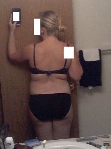 A photo of a 5'4" woman showing a snapshot of 165 pounds at a height of 5'4