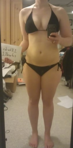 A progress pic of a 5'7" woman showing a snapshot of 147 pounds at a height of 5'7